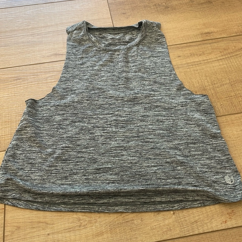 Born Primitive muscle tank